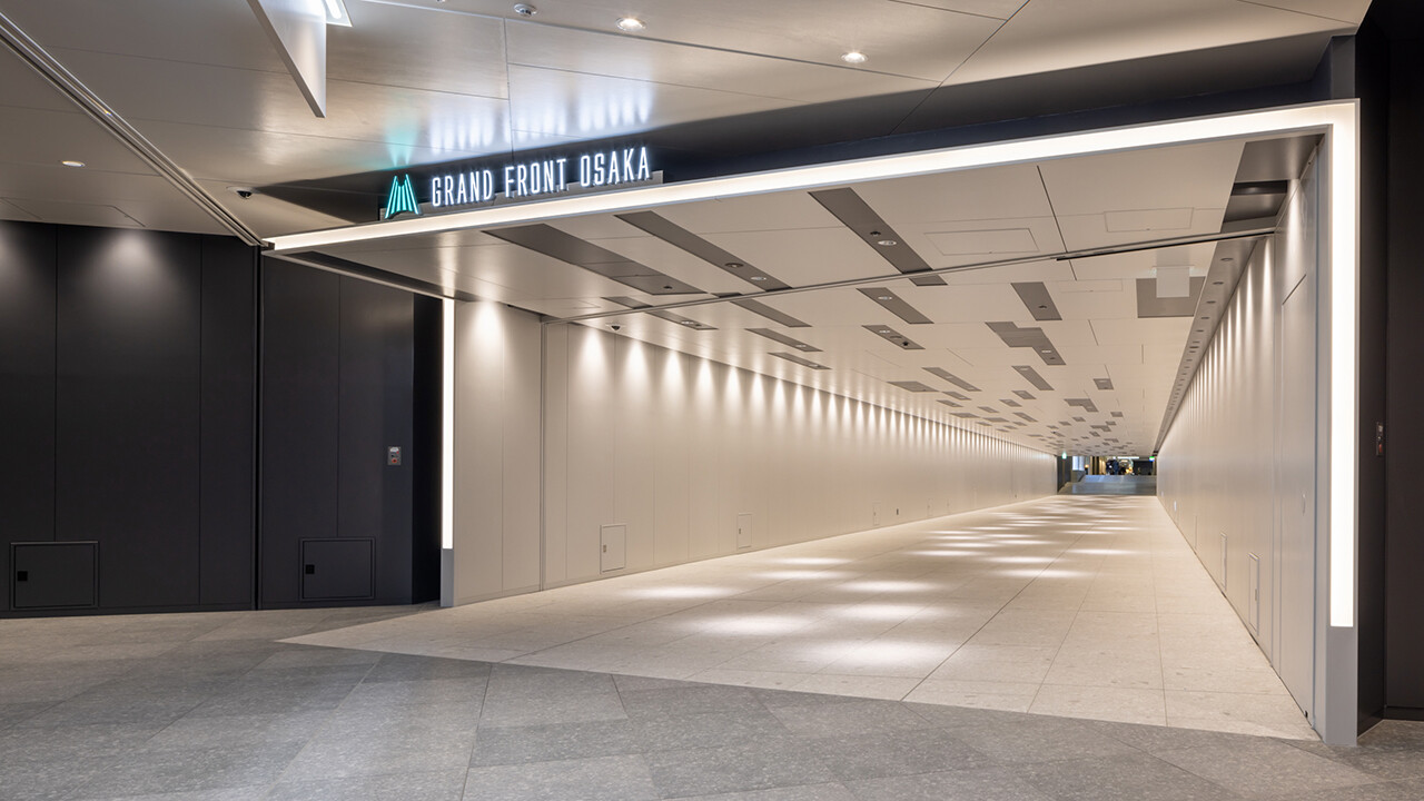 &copy;プライズ 山﨑浩治